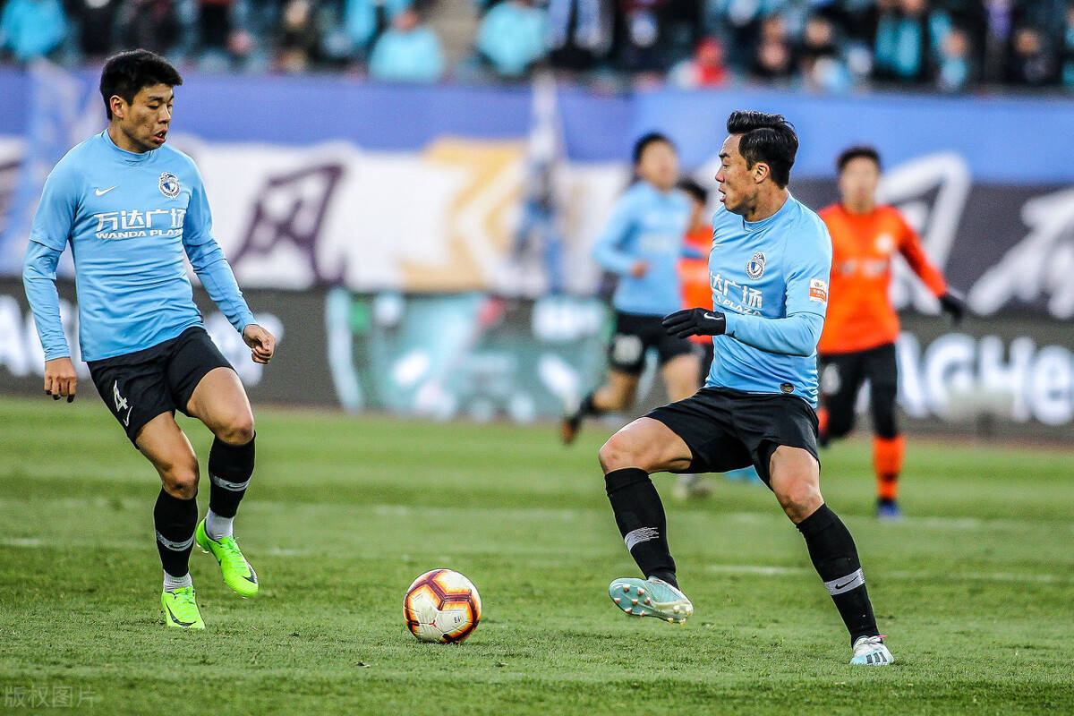 纽约尼克斯集结日伤情更新，志在中超名次提升，球迷炸锅，训练强度明显提升的简单介绍