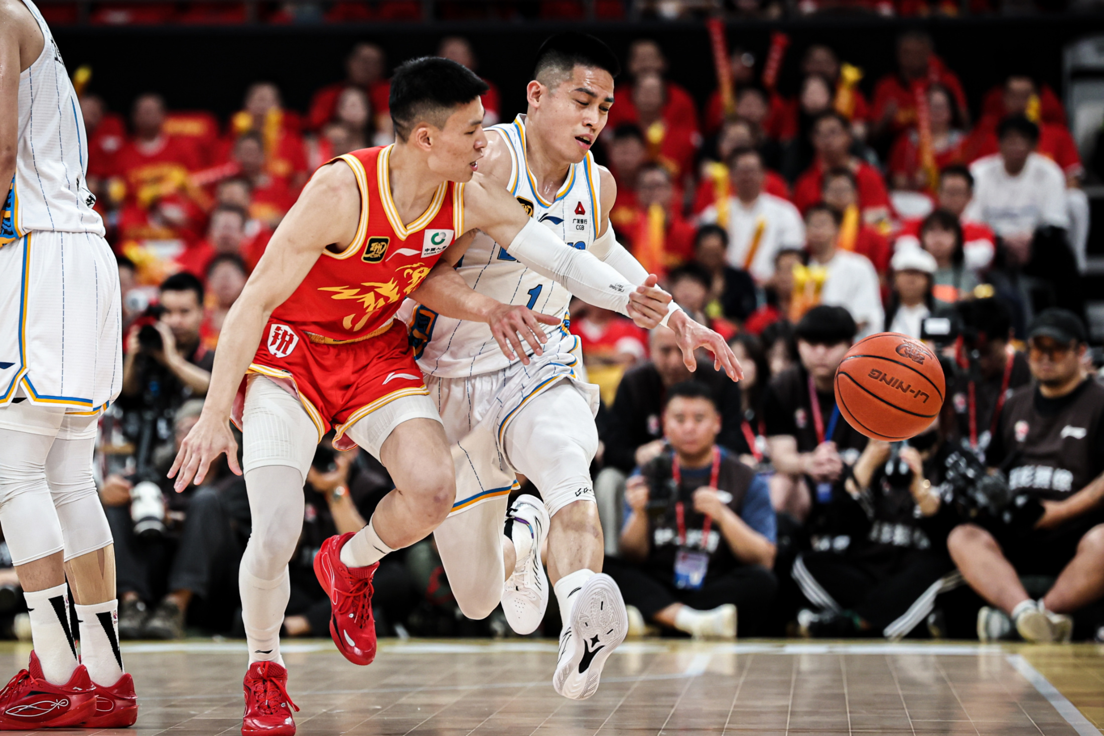 金年会官方网站-CBA季后赛今晚再迎强敌，金州勇士内部沟通，主帅态度——底气十足，阵容厚度经受考验的简单介绍